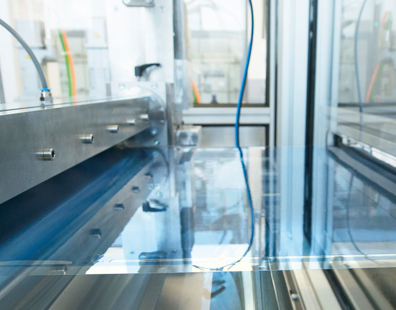 ContactPixx2 Ultra-thin and flexible batteries based on TAeTTOOz® technology enable new device concepts. Copyright: Evonik Creavis GmbH